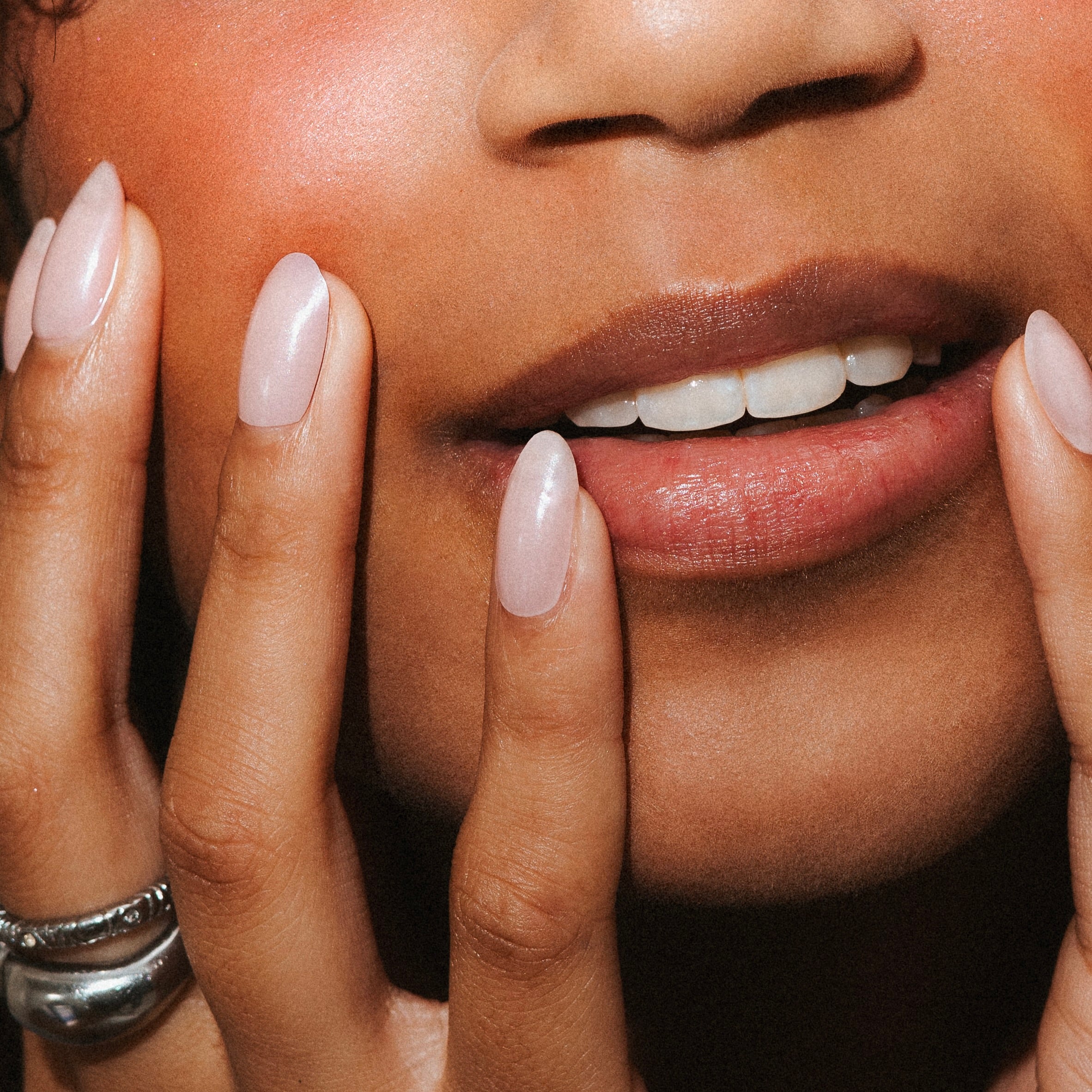 Glazed Neutral Maniac Nails gellak stickers Manicure neutral nailart mouth