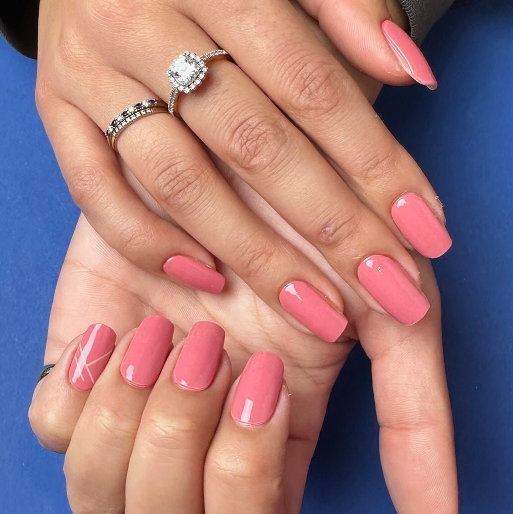 Paloma Pink Maniac Nails Gellak Stickers Manicure blauwe tafel