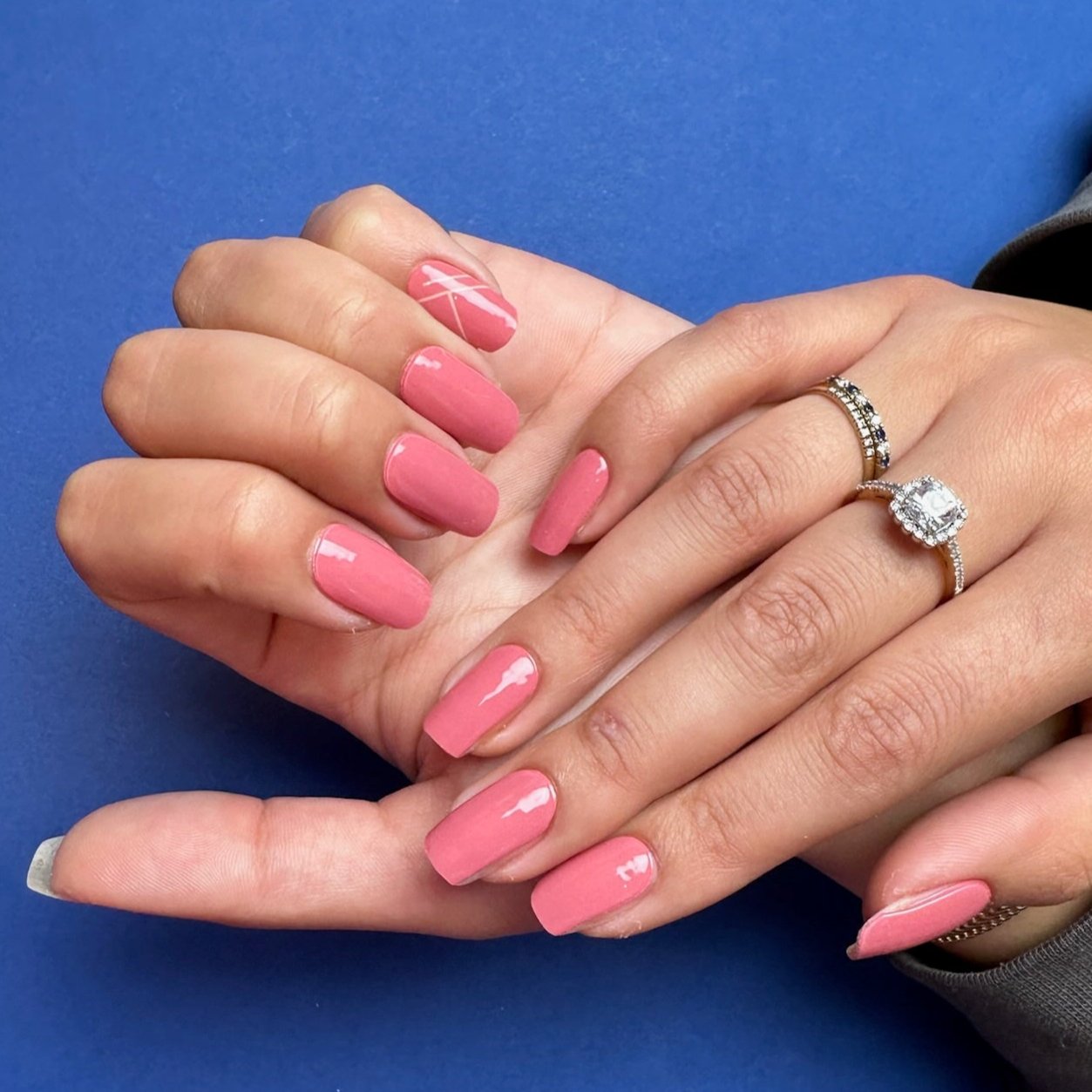 Paloma Pink Maniac gellak stickers roze met blauwe achtergrond