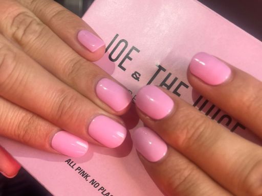 Puppet Pink Maniac Nails Gellak Sticker Manicure joe en the juice