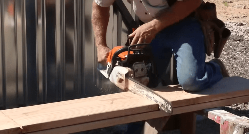 What Factors Affect The Chainsaw Weight
