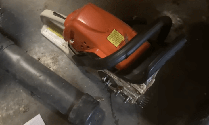 Why Does My Chainsaw Leak Bar Oil When Stored